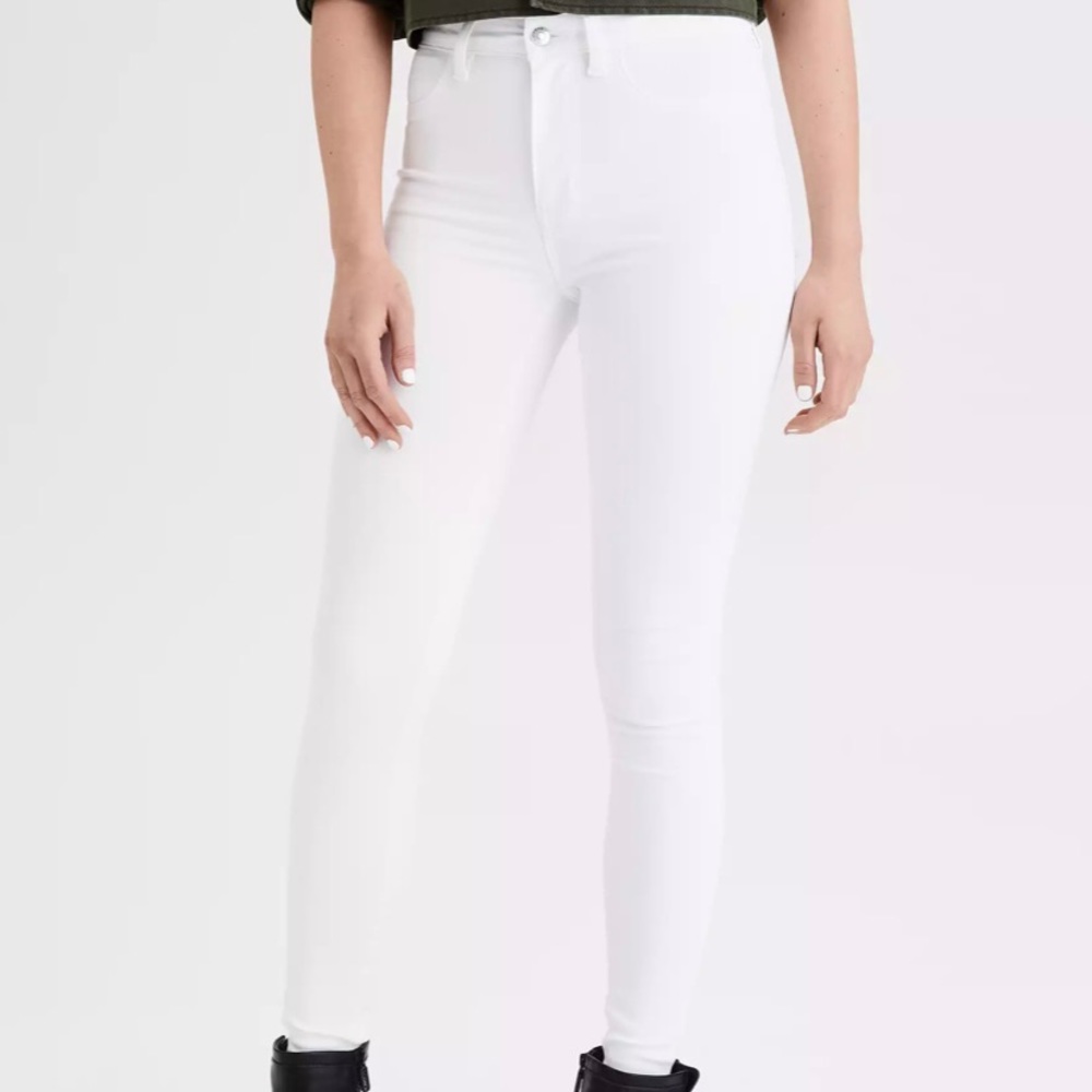 American Eagle White Ne(X)t Level Skinny Jeans